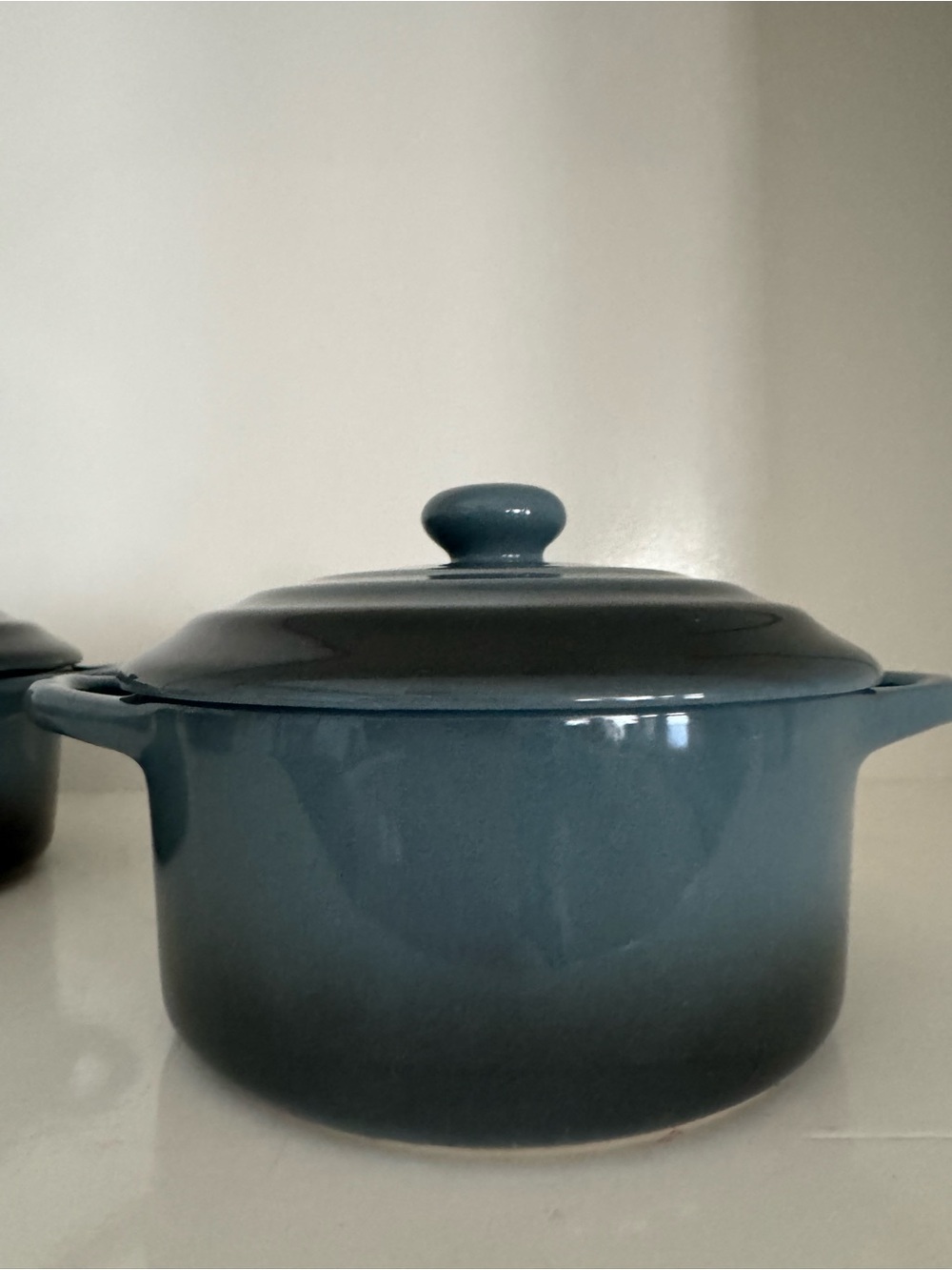 Ceramic Blue Covered Casserole Pot - Versatile Kitchen Bakeware